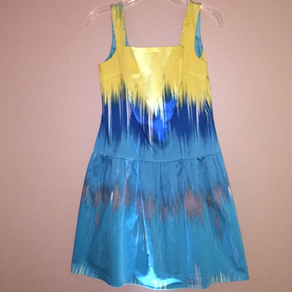 Dress - Picture 1 of 3